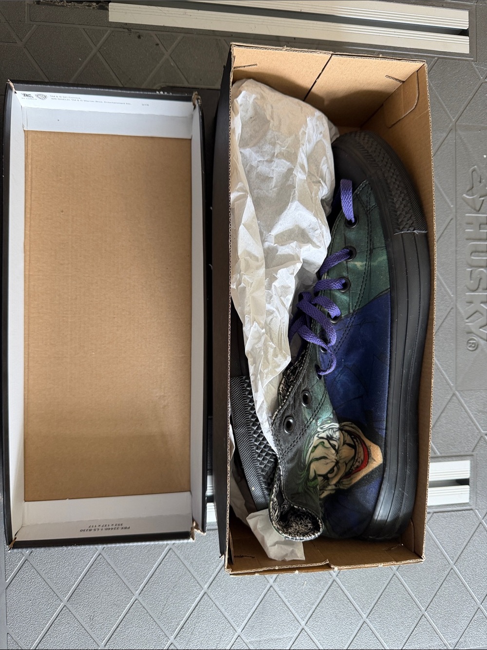 Men’s 13 Joker Graphic High-Top Sneakers in Green & Purple - Picture 9 of 11